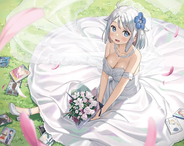 Anime picture 2000x1584 with imouto sae ireba ii silver link kani nayuta kantoku single looking at viewer blush fringe highres short hair breasts open mouth blue eyes large breasts sitting bare shoulders holding cleavage silver hair full body
