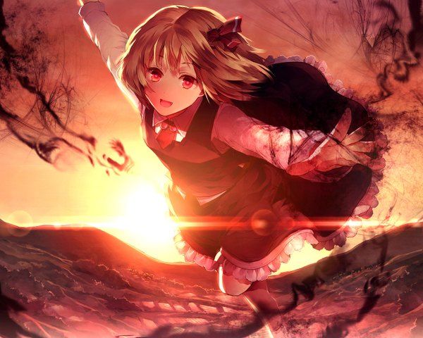 イラスト 1600x1280 と 東方 ルーミア 砂雲 ソロ 短い髪 開いた口 金髪 赤い目 sunlight evening sunset flying 女の子 ドレス ちょう結び ヘア蝶結び