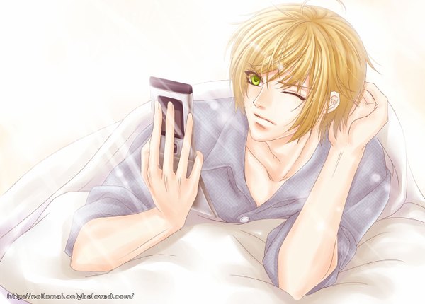 Anime picture 1300x933 with harukanaru toki no naka de nagi (harukanaru) single short hair blonde hair green eyes lying one eye closed wink boy pajamas phone