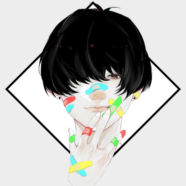 Anime-Bild 850x850 mit original meiya1230 single looking at viewer fringe short hair black hair simple background black eyes hair over one eye grey background face hand to mouth bandaid on face bandaid on nose bandaid on hand boy earrings bandaid stud earrings