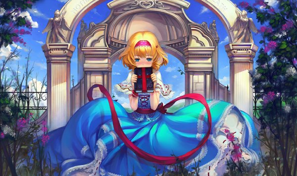 Anime picture 1000x593 with touhou alice margatroid s.advent (artist) single blush fringe short hair blue eyes blonde hair wide image standing holding sky cloud (clouds) lacing covered mouth architecture girl dress flower (flowers)