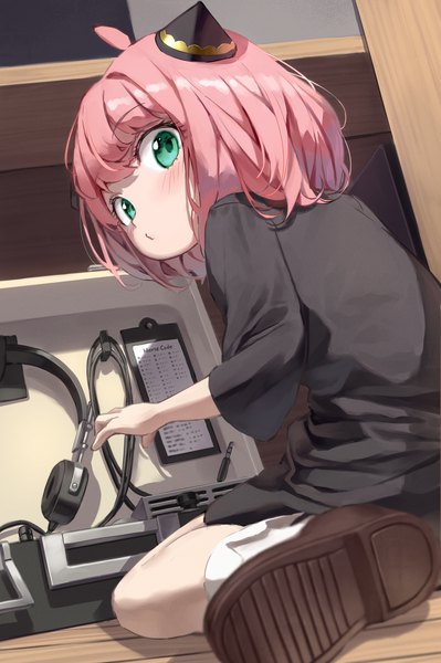 Anime picture 1500x2254 with spy x family anya (spy x family) superpig (wlstjqdla) single tall image looking at viewer blush fringe short hair sitting green eyes pink hair ahoge indoors blunt bangs looking back soles girl hair ornament socks