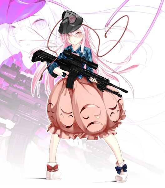 Anime picture 1321x1500 with touhou hata no kokoro gorilla (bun0615) single long hair tall image looking at viewer pink hair pink eyes zoom layer mask on head girl dress bow weapon shoes gun mask assault rifle