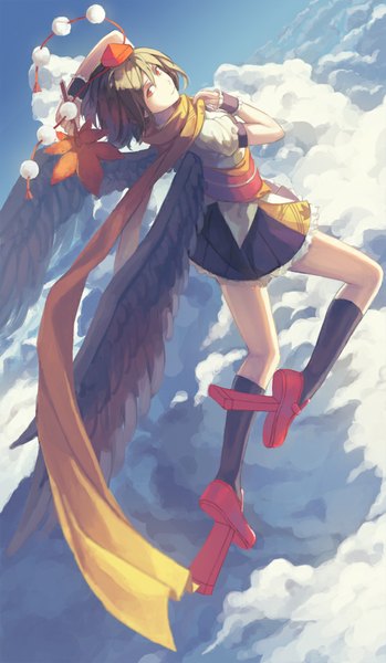 Anime picture 600x1029 with touhou shameimaru aya liuli (llc) single tall image looking at viewer short hair black hair smile red eyes sky cloud (clouds) flying black wings girl wings socks scarf black socks fan