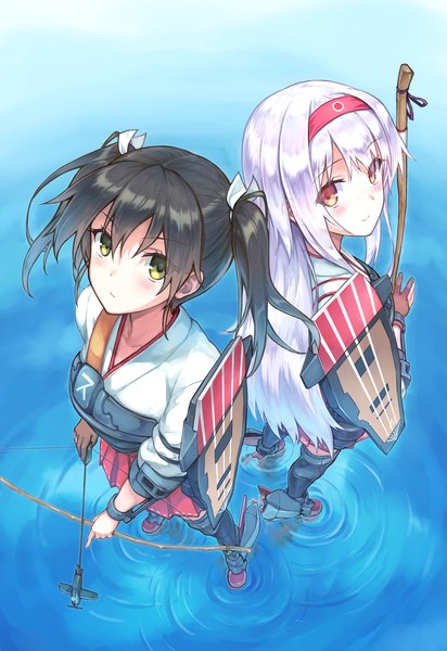 Anime picture 825x1200 with kantai collection shoukaku aircraft carrier zuikaku aircraft carrier hiten (hitenkei) long hair tall image looking at viewer blush black hair red eyes twintails multiple girls green eyes silver hair traditional clothes japanese clothes pleated skirt from above light smile back to back