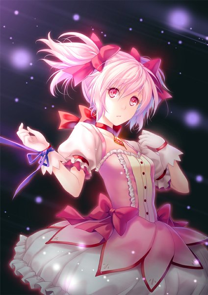 Anime picture 707x1000 with mahou shoujo madoka magica shaft (studio) kaname madoka tidsean tall image looking at viewer short hair twintails pink hair pink eyes short twintails dark background girl dress gloves bow hair bow