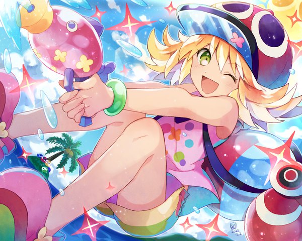 Anime picture 1320x1056 with puyopuyo amitie puyo (puyopuyo) hana (mew) single looking at viewer blush fringe short hair open mouth blonde hair smile hair between eyes holding green eyes sky cloud (clouds) bent knee (knees) outdoors one eye closed