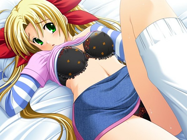 Anime picture 1024x768 with koi q! light erotic blonde hair green eyes game cg girl underwear panties