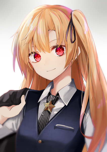 Anime picture 1025x1450 with azur lane cleveland (azur lane) cleveland (gentry knight) (azur lane) aa (sin2324) single long hair tall image looking at viewer fringe simple background blonde hair smile hair between eyes red eyes upper body light smile one side up gradient background girl ribbon (ribbons)