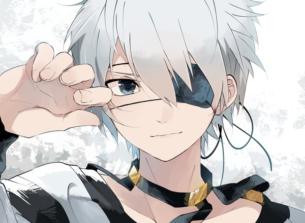 Anime picture 3191x2344 with original yukishima bema single looking at viewer fringe highres short hair hair between eyes white background absurdres silver hair upper body light smile grey eyes portrait striped boy choker eyepatch