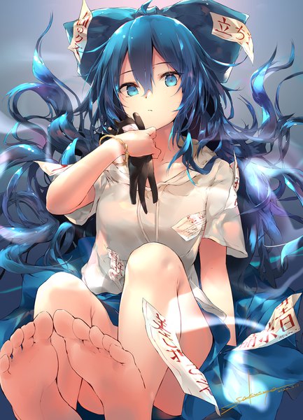 Anime picture 1158x1604 with touhou yorigami shion sakusyo single long hair tall image looking at viewer fringe blue eyes simple background hair between eyes signed blue hair bent knee (knees) barefoot hieroglyph fog girl skirt bow