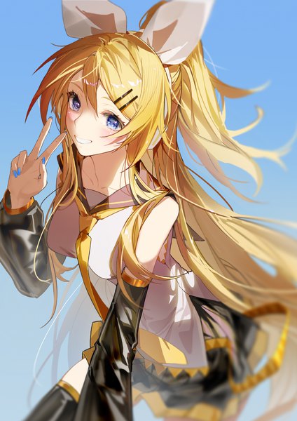 Anime picture 1000x1415 with project diva vocaloid kagamine rin indai (3330425) single long hair tall image fringe blue eyes simple background blonde hair smile hair between eyes looking away nail polish grin victory blue background half updo sailor collar