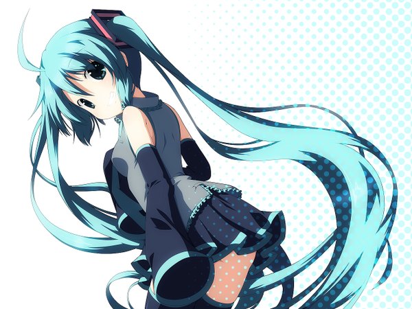 Anime picture 1320x990 with vocaloid hatsune miku yuzuki kei single looking at viewer light erotic smile twintails bare shoulders ahoge very long hair aqua eyes aqua hair girl detached sleeves miniskirt