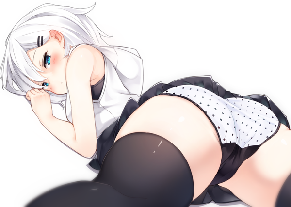 Anime picture 1000x713 with original ringo-chan (otokuyou) otokuyou single blush fringe short hair blue eyes light erotic simple background hair between eyes white background bare shoulders ass white hair lying pleated skirt looking back on stomach expressionless