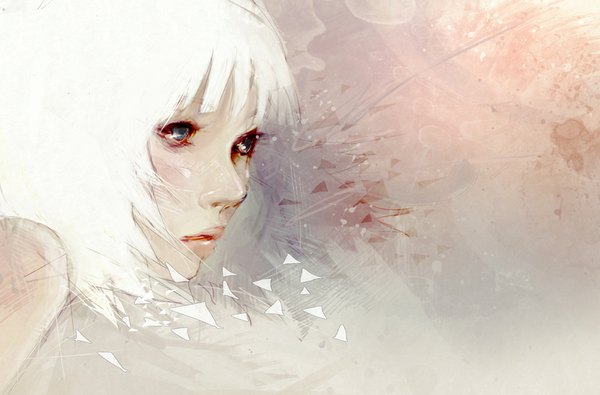 Anime picture 992x654 with original wataboku single fringe short hair simple background bare shoulders looking away white hair lips grey background grey eyes portrait girl debris