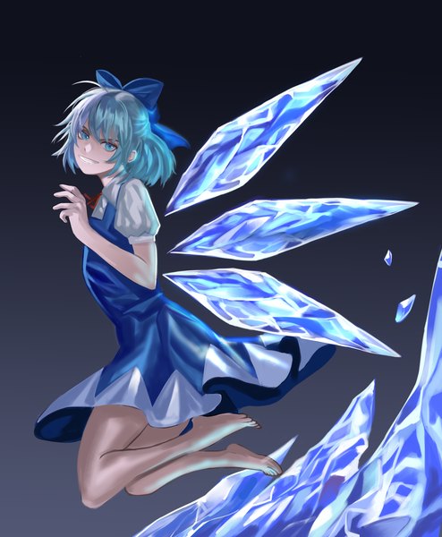 Anime-Bild 2800x3400 mit touhou cirno reki (user rcrd4534) single tall image looking at viewer highres short hair blue eyes simple background blue hair ahoge barefoot bare legs puffy sleeves turning head black background girl bow hair bow