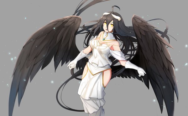 Anime-Bild 2000x1240 mit overlord (maruyama) madhouse albedo (overlord) yingji (zszero) single long hair looking at viewer highres open mouth black hair wide image yellow eyes ahoge horn (horns) grey background low wings girl dress gloves wings