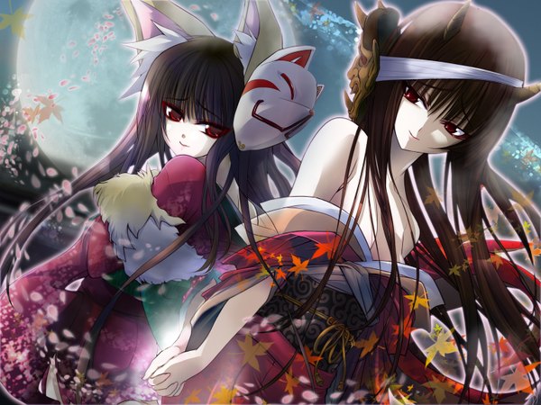 Аниме картинка 1536x1152 с hana ta длинные волосы чёрные волосы улыбка красные глаза несколько девушек уши животного японская одежда оглядывается рог (рога) девушка 2 девушки ремень кимоно лист (листья) луна лисья маска