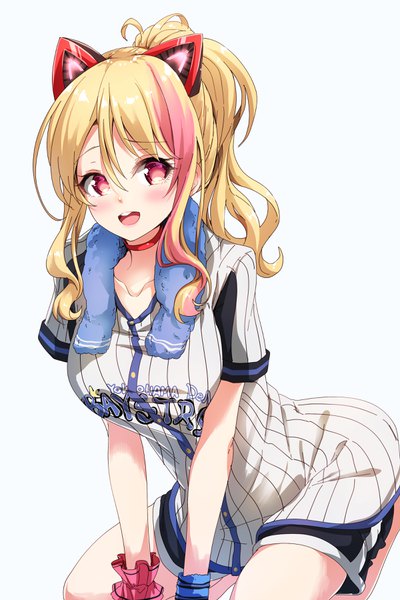 イラスト 2400x3600 と バーチャルyoutuber アイドル部 日本プロ野球 yokohama dena baystars 猫乃木もち darjeeling (reley) ソロ 長髪 長身像 カメラ目線 赤面 前髪 highres おっぱい 開いた口 金髪 hair between eyes 白背景 座る 獣耳