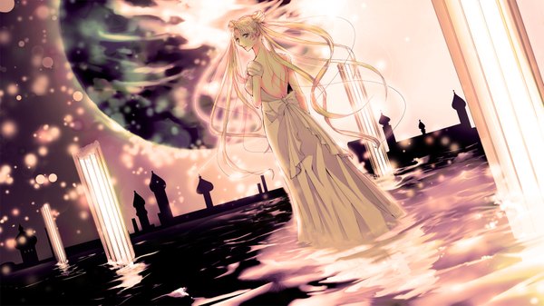 Anime picture 1708x960 with bishoujo senshi sailor moon toei animation tsukino usagi princess serenity riyo (artist) single looking at viewer highres blue eyes blonde hair wide image standing twintails sky looking back light smile hair bun (hair buns) city bare back silhouette