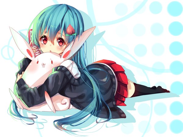 Anime picture 1400x1050 with touhou hinanawi tenshi kazucha single long hair looking at viewer blush red eyes blue hair lying no shoes girl thighhighs hair ornament black thighhighs animal hairclip mobile phone bunny