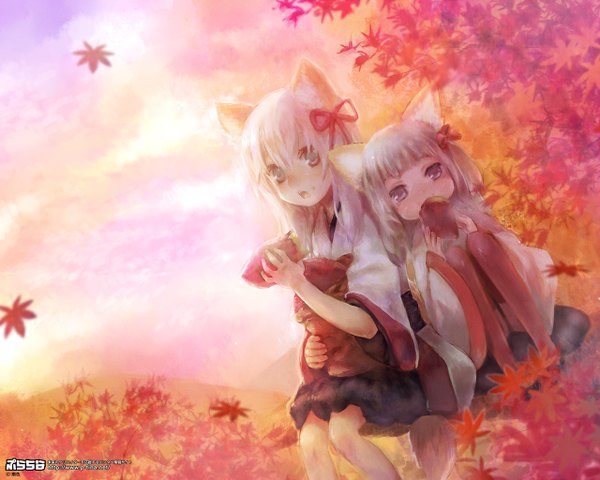 Anime picture 1280x1024 with original ameiro (artist) multiple girls animal ears white hair japanese clothes girl 2 girls