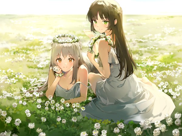 Anime picture 2223x1663 with original anmi long hair looking at viewer blush fringe highres breasts smile brown hair sitting bare shoulders multiple girls holding brown eyes green eyes outdoors lying grey hair sleeveless