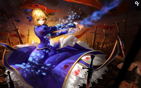 Anime picture 1920x1200 with fate (series) fate/stay night type-moon artoria pendragon (all) saber liang xing single fringe highres blonde hair standing green eyes sky cloud (clouds) ahoge braid (braids) long sleeves puffy sleeves evening blood stains