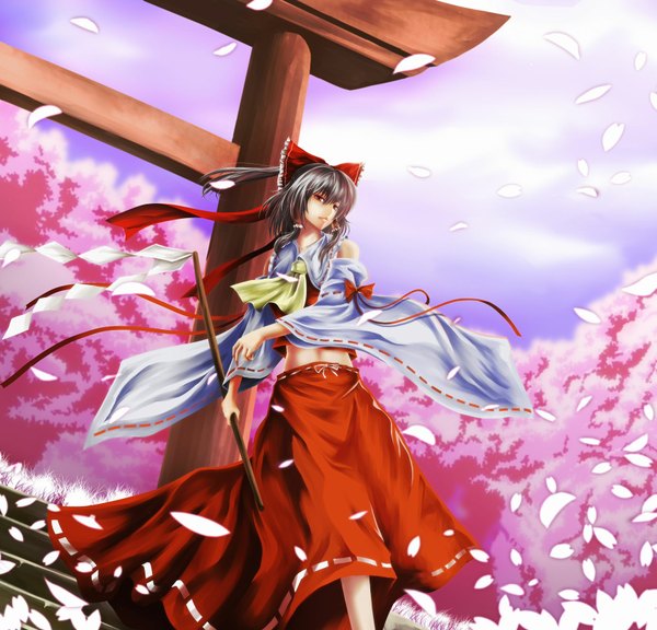 Anime picture 1727x1660 with touhou hakurei reimu tn (nakamatic-arsenal) single highres short hair black hair red eyes cherry blossoms miko girl skirt bow ribbon (ribbons) hair bow detached sleeves miniskirt petals red skirt torii