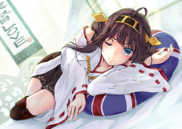 Anime picture 1023x723 with kantai collection kongou battleship ruki (rokiru) single long hair looking at viewer blue eyes smile brown hair ahoge lying one eye closed wink sunlight on side nontraditional miko girl skirt detached sleeves hairband