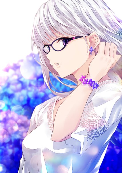Anime-Bild 1000x1412 mit original nabeshima tetsuhiro single long hair tall image looking at viewer fringe breasts simple background white background purple eyes silver hair upper body parted lips wind girl flower (flowers) earrings glasses bracelet