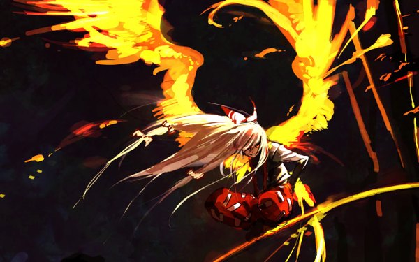 Anime picture 1280x800 with touhou fujiwara no mokou single long hair fringe smile wide image white hair glowing glowing eye (eyes) crazy smile girl hair ornament bow hair bow wings fire