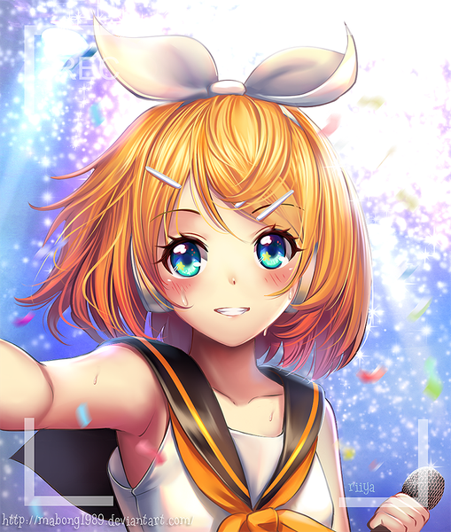 Anime picture 800x942 with vocaloid kagamine rin riiya (mabong1989) single tall image looking at viewer blush short hair blonde hair signed aqua eyes light smile sparkle sweat outstretched arm girl bow hair bow bobby pin microphone