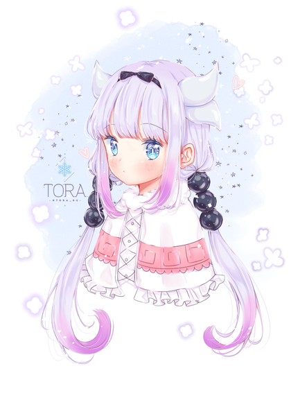 Anime picture 700x1000 with kobayashi-san chi no maidragon kyoto animation kanna kamui tagme (artist) single tall image looking at viewer fringe blue eyes white background twintails signed payot silver hair upper body blunt bangs multicolored hair horn (horns) twitter username snowing