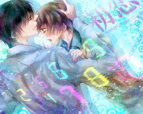 Anime picture 1280x1024 with sekaiichi hatsukoi takano masamune onodera ritsu haru (pixiv id 1591907) short hair open mouth black hair smile brown hair brown eyes green eyes looking away text blue background shounen ai boy shirt number (numbers)