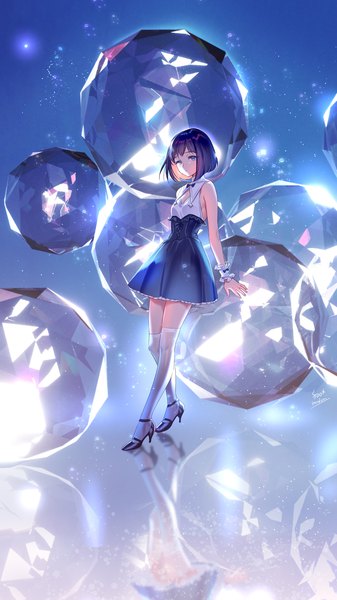 Anime picture 1000x1778 with original midori foo single tall image looking at viewer fringe short hair blue eyes simple background standing bare shoulders signed purple hair full body multicolored hair high heels sleeveless reflection colored inner hair girl