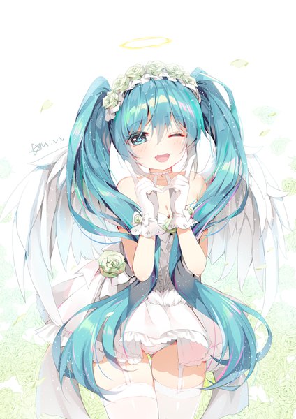 イラスト 1273x1800 と ボーカロイド 初音ミク mvv ソロ 長髪 長身像 カメラ目線 赤面 前髪 開いた口 light erotic simple background 笑顔 hair between eyes 立つ ツインテール 肩出し signed hair flower aqua eyes