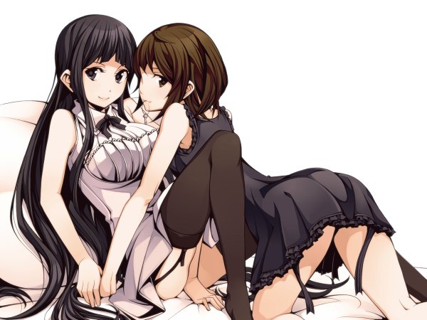 Anime picture 1200x900 with original torigoe takumi long hair short hair breasts light erotic black hair simple background large breasts white background multiple girls very long hair light smile black eyes no shoes legs holding hands reclining on all fours face to face