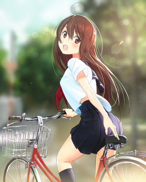 Anime picture 1100x1372 with original domo1220 single long hair tall image looking at viewer blush fringe open mouth hair between eyes brown hair sitting holding brown eyes ahoge outdoors :d pleated skirt looking back wind