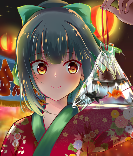 Anime-Bild 1287x1507 mit kantai collection yuubari light cruiser amagami (makise tsubaki) single long hair tall image blush fringe smile red eyes holding looking away upper body ponytail blunt bangs traditional clothes japanese clothes fingernails green hair sparkle