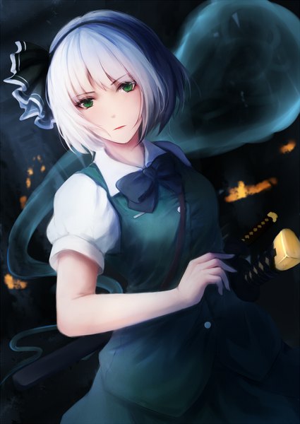 Anime picture 992x1402 with touhou konpaku youmu myon shimmer single tall image looking at viewer blush fringe short hair hair between eyes green eyes upper body white hair short sleeves puffy sleeves lipstick smoke red lipstick expressionless