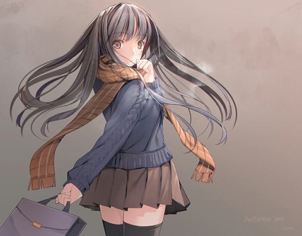 Anime picture 1000x782 with original joeian (artist) single long hair looking at viewer black hair simple background brown eyes grey background girl thighhighs skirt uniform black thighhighs school uniform scarf sweater