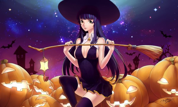 Anime picture 2560x1536 with daye bie qia lian single long hair fringe highres breasts light erotic wide image yellow eyes purple hair halloween witch girl thighhighs dress hat witch hat broom purple dress