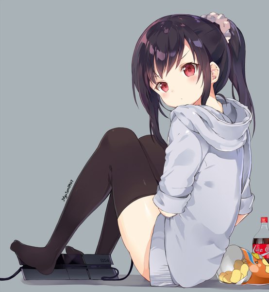 Anime picture 924x1000 with original coca-cola sony myuton single long hair tall image looking at viewer blush fringe light erotic simple background red eyes sitting signed payot purple hair full body bent knee (knees) ponytail