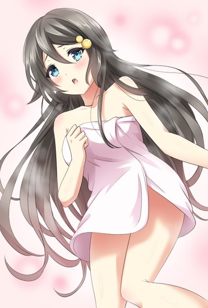 Anime picture 1000x1478 with musaigen no phantom world izumi reina nanashiki fuuka single long hair tall image blush open mouth blue eyes light erotic black hair simple background bare shoulders bent knee (knees) bare legs :o from below steam naked towel girl