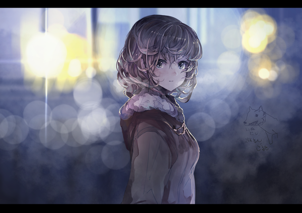 Anime-Bild 1228x868 mit original koruse single looking at viewer blush fringe short hair brown hair standing blurry letterboxed silver eyes city lights girl