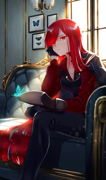 Anime picture 922x1560 with fate (series) fate/grand order koha-ace oda nobunaga (fate) (all) oda nobunaga (maou avenger) (fate) itsumi mita single tall image fringe red eyes red hair indoors very long hair hair over one eye clothes on shoulders head rest girl gloves shirt black gloves