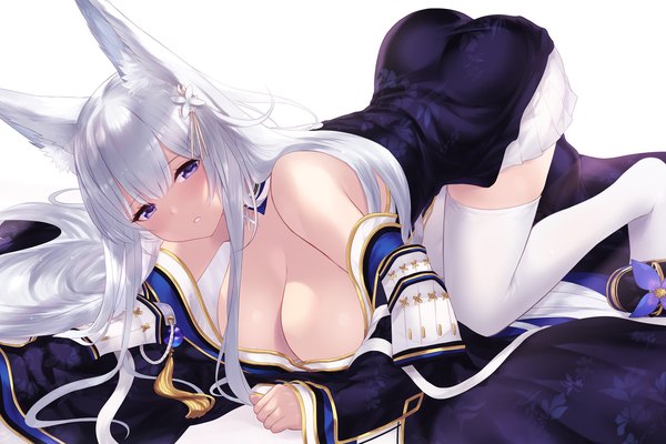 Anime-Bild 1920x1280 mit azur lane shinano (azur lane) cait single long hair looking at viewer blush fringe highres breasts light erotic simple background large breasts white background purple eyes animal ears cleavage silver hair ass traditional clothes