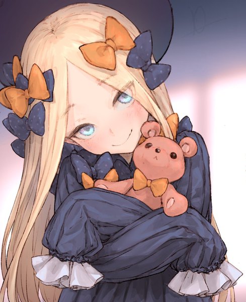 Anime picture 773x947 with fate (series) fate/grand order abigail williams (fate) io (io oekaki) single long hair tall image looking at viewer blush fringe blue eyes blonde hair simple background smile standing holding payot upper body head tilt crossed arms
