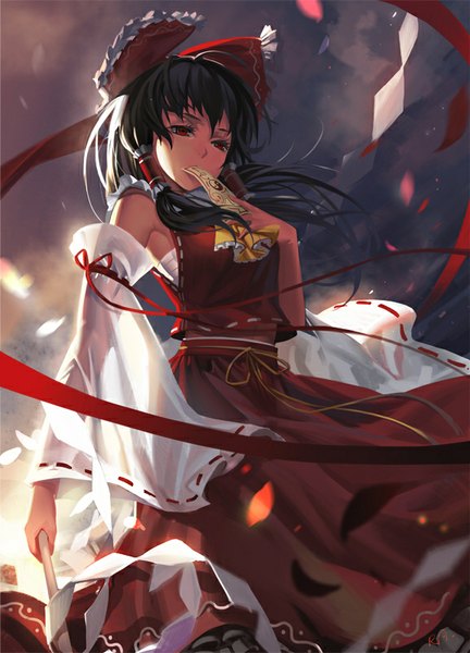 Anime picture 577x800 with touhou hakurei reimu alphonse (white datura) single long hair tall image fringe black hair red eyes holding payot looking away traditional clothes japanese clothes wind wide sleeves from below dark background miko girl